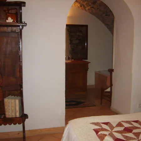 Panzió Domaine De Lara